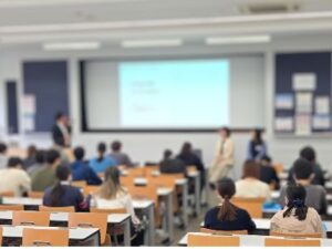 鶴見大学にてIT業界セミナーを実施しました